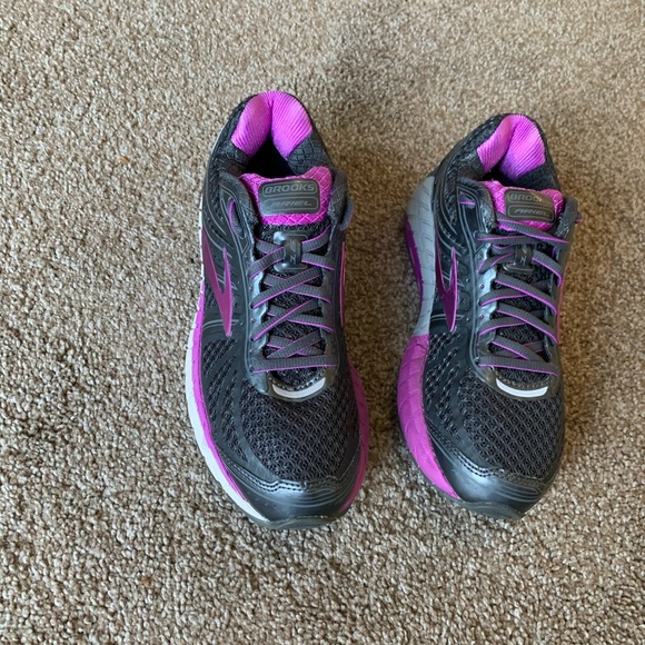 SOLD Brooks Ariel Anthracite Purple Running Shoes - Picture 3 of 8